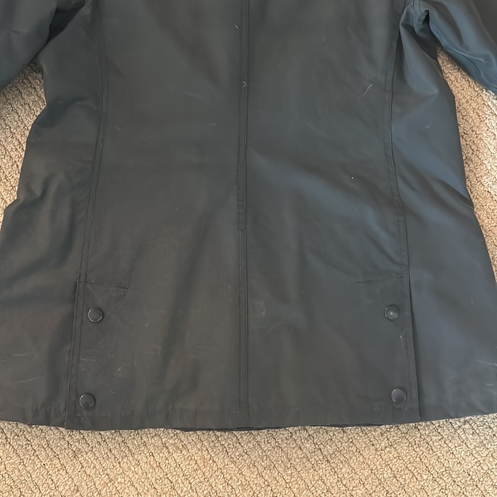 Barbour - Picture 5 of 10